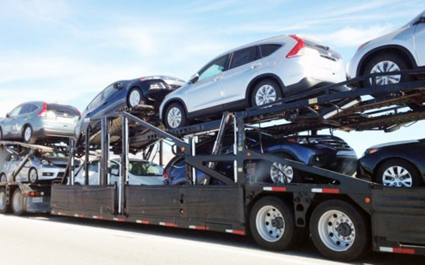 Azərbaycana yeni idxal olunan avtomobillər bahalaşdı