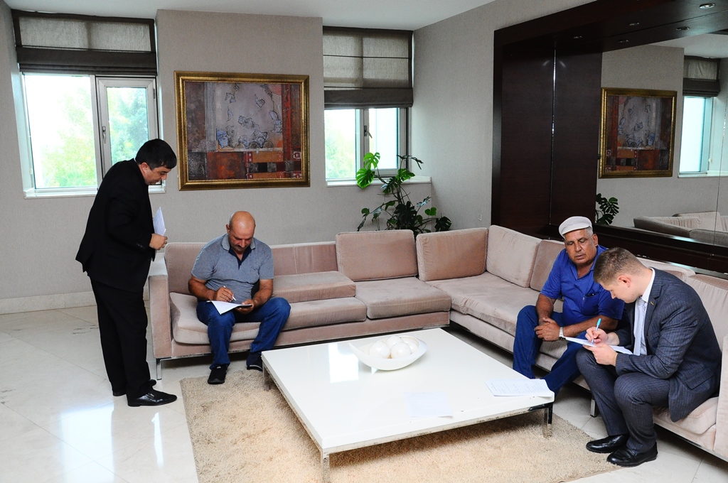 Yay mövsümündə xarici və yerli turistlər arasında rəy sorğusu keçirilib - FOTOLAR