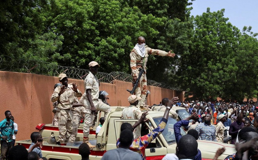 Nigerdəki üsyançılar qonşu dövlətləri ölkə prezidentini öldürməklə hədələyiblər