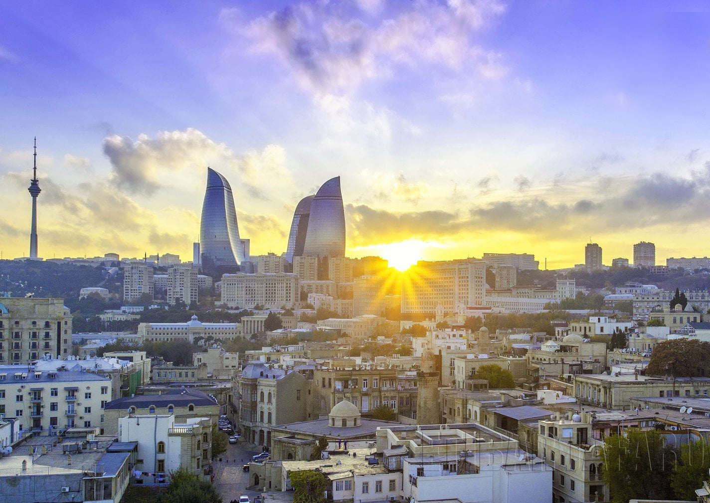 Hava ilə bağlı xəbərdarlıq - İsti günlər bu tarixə qədər davam edəcək