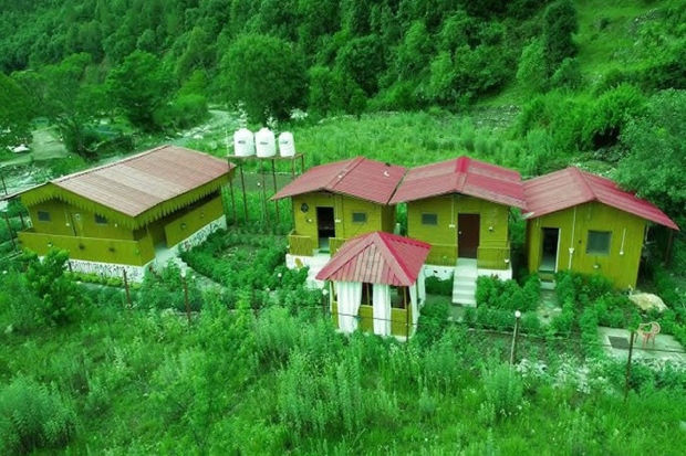 Şəkidə istirahət mərkəzində yanğın olub - VİDEO