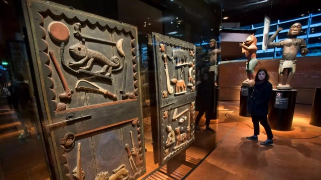 Muzeydən qiymətli tarixi əsərlər oğurlandı