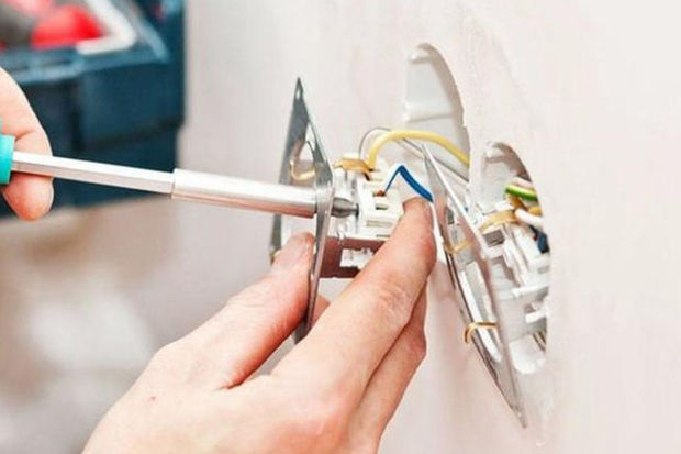 Xızıda kişini elektrik cərəyanı vurub öldürdü