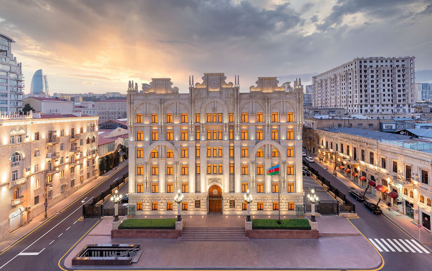 DİN-dən uşaqların gözü qarşısında narkotik istifadə edən şəxslə bağlı AÇIQLAMA