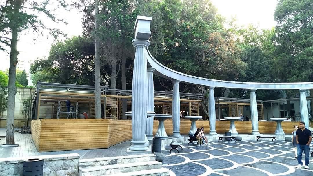 Fotosu çəkilməsəydi "Tarqovıda"kı qanunsuz obyekt tikiləcəkdi? - "Başqa vaxt olsa o dəqiqə tökülüşərdilər ki..."