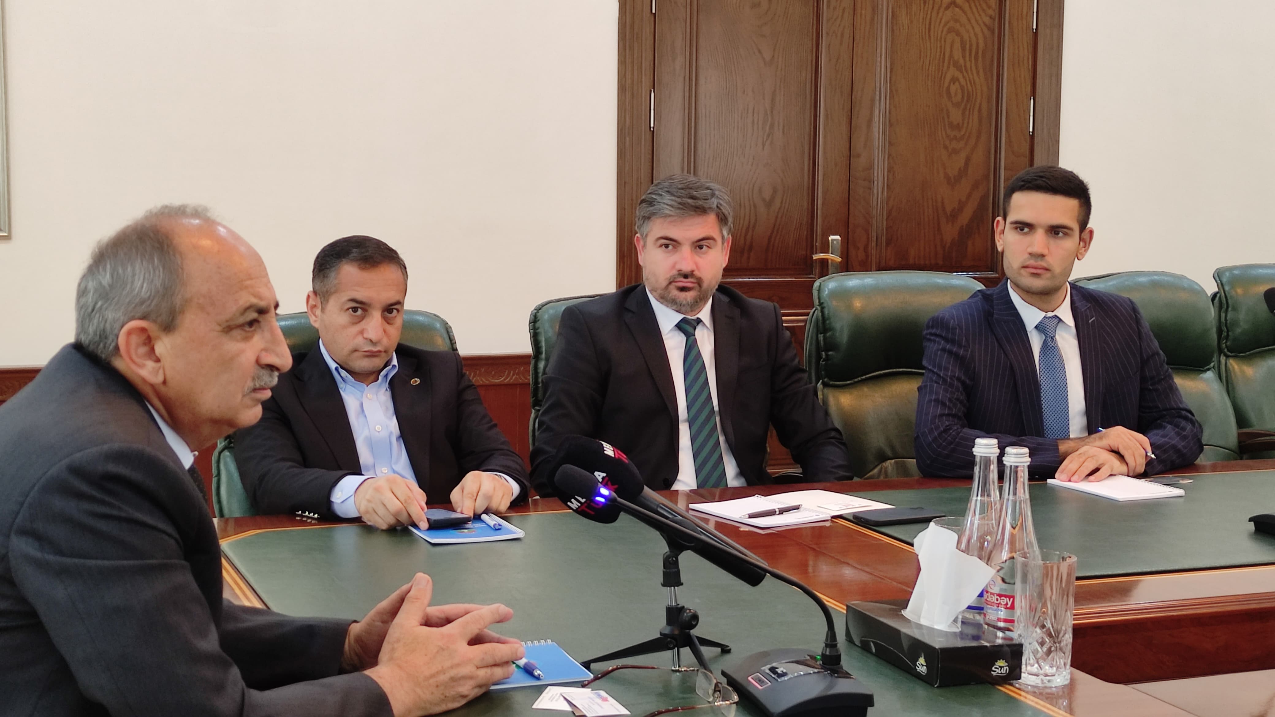 Xarici jurnalistlər Qərbi Azərbaycan İcmasında - FOTOLAR