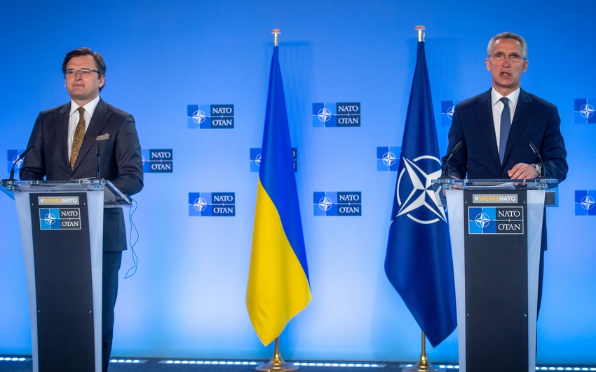 Kuleba Stoltenberqlə Ukraynanın NATO yolunda növbəti addımlarını müzakirə edib