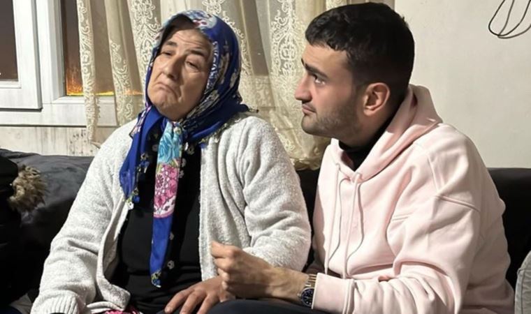 "CZN Burak" zəlzələdə dünyasını dəyişən Taha Duymazın anası ilə görüşdü - VİDEO