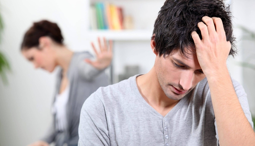 Gənc oğlan mağazada işləyən qadınla münasibət qurdu, fotolarını isə... – TƏFƏRRÜAT