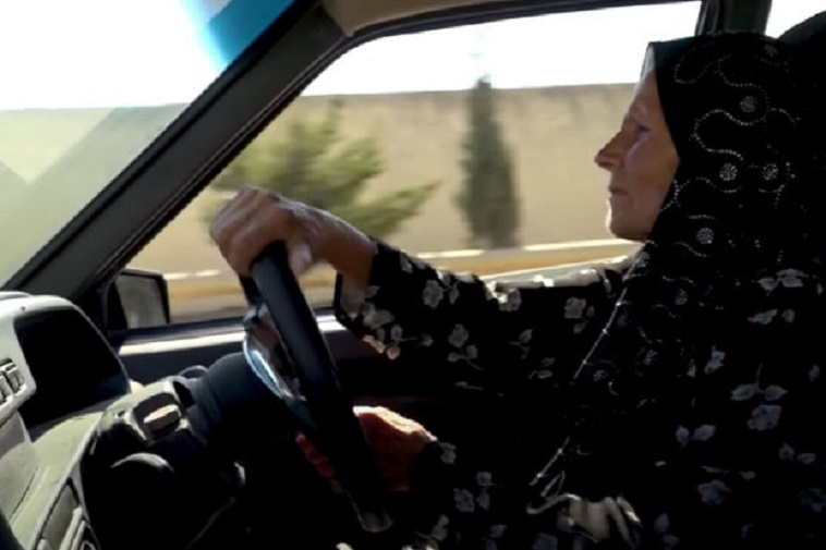 "TikTok”da məşhur olan “avtoş” nənədən maraqlı açıqlamalar - VİDEO