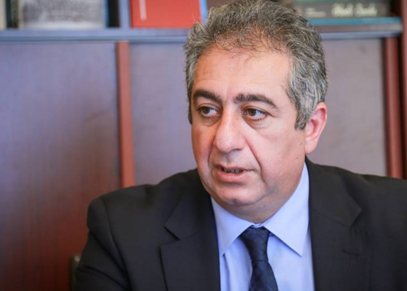 Qubad İbadoğlunun ailəsinin ölkədən çıxışına qadağa qoyuldu