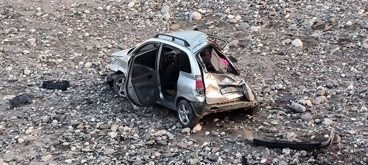 Maşın çaya aşdı, qaçırılan qız öldü - Azərbaycanda dəhşətli hadisə 
