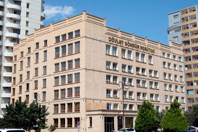 Rüşvət alaraq avtomobillərin qanunsuz idxalını həyata keçirən vəzifəli şəxs tutuldu