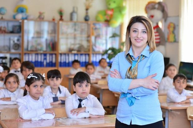 Məktəblərdə Azərbaycan dili fənni üzrə dərs saatlarının sayı artırılacaq