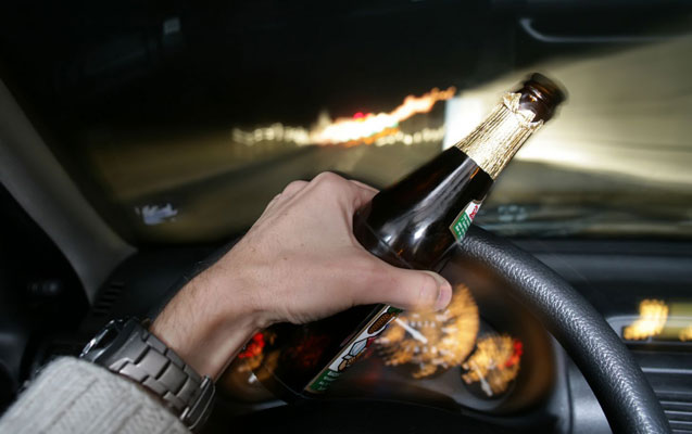 Bakıda sifariş verdiyi ayıq sürücü sərxoş çıxdı, DYP avtomobili apardı - VİDEO