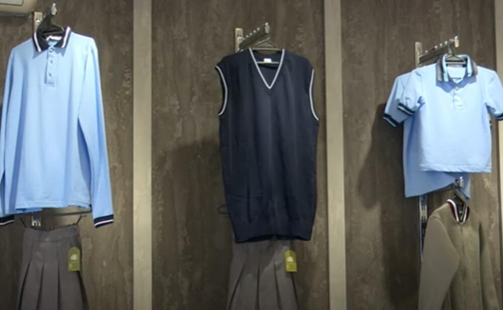 Bakı məktəblərində formaların seçimi təsdiq olundu