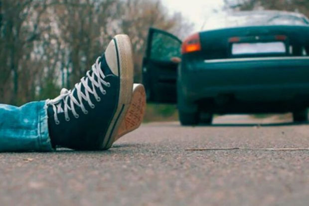 10 yaşlı uşağı maşın vurdu, vəziyyəti ağırdır - FOTO