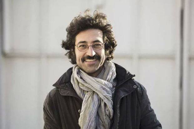 İranda tanınmış rejissor həbs olundu