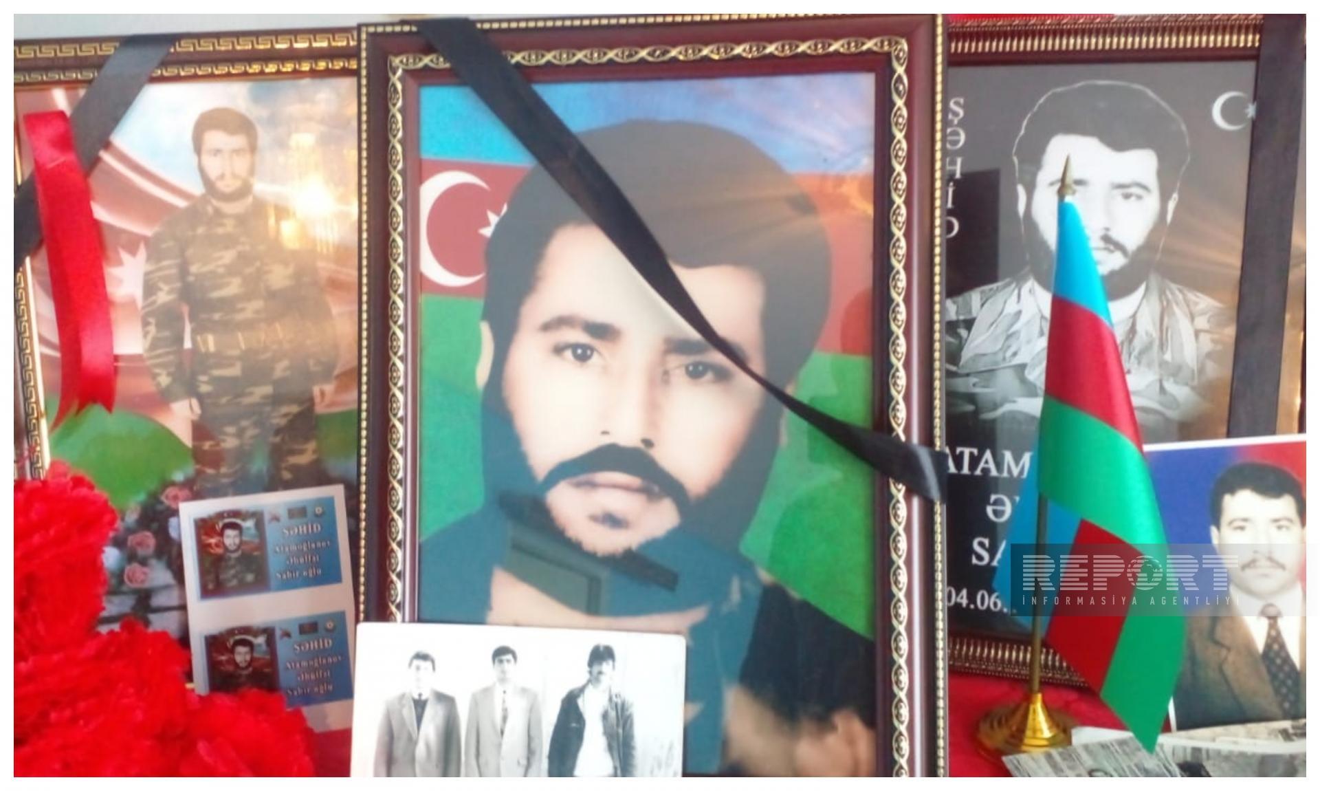 30 il əvvəl Füzulidə itkin düşən hərbçi Salyanda dəfn edildi - FOTOLAR