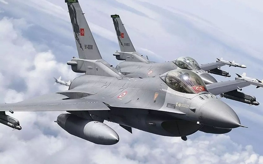 İtaliyada NATO təlimlərinə start verildi - Türkiyə F-16-larla iştirak edir