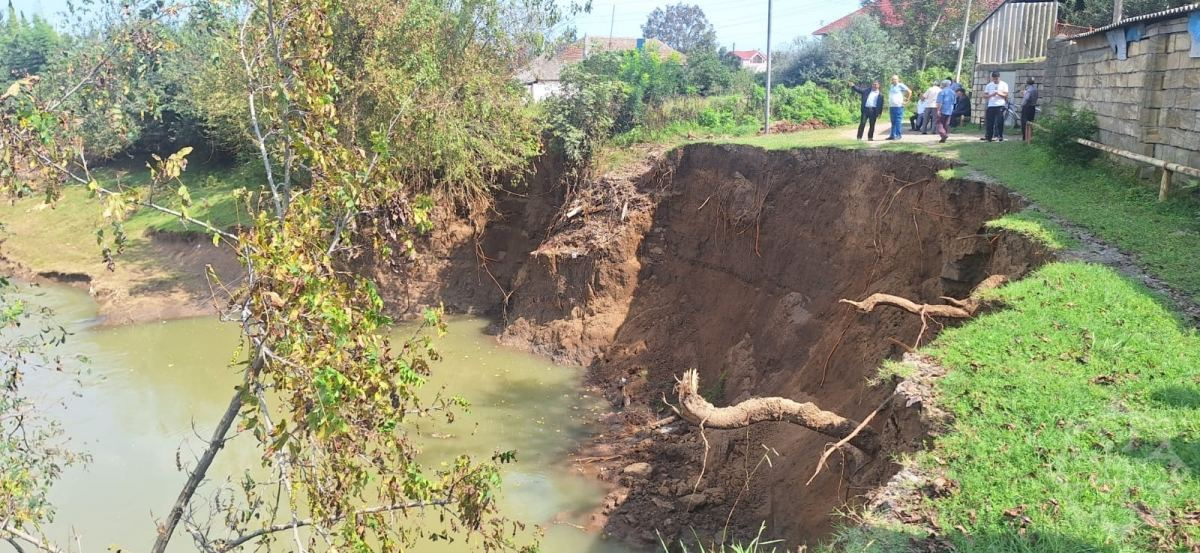 Astarada sürüşmə baş verdiyi ərazidən evlər köçürülür? - RƏSMİ AÇIQLAMA