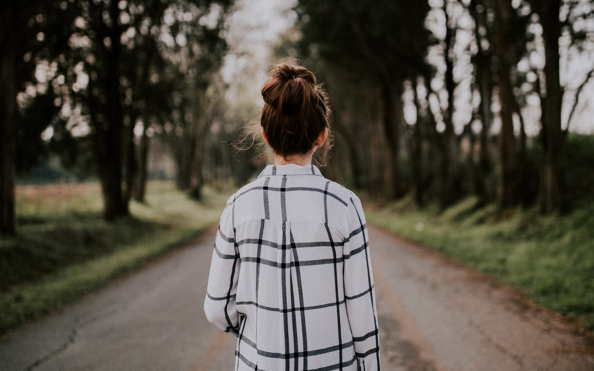 Bakıda 17 yaşlı qız itkin düşdü