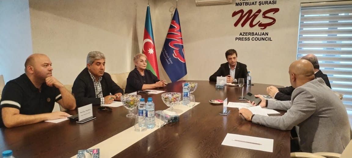 Mətbuat Şurasının Şikayətlər üzrə Komissiyasının iclası keçirilib - FOTOLAR