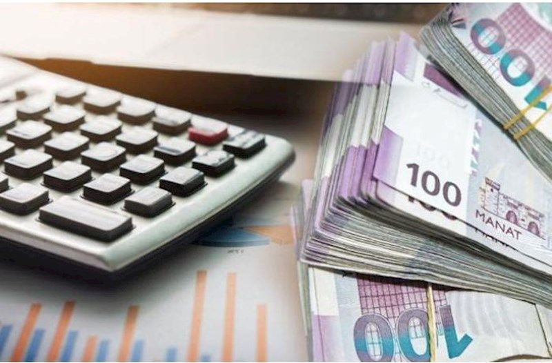Azərbaycanda bu şəxslərin maaşı artdı - 1696 manat...