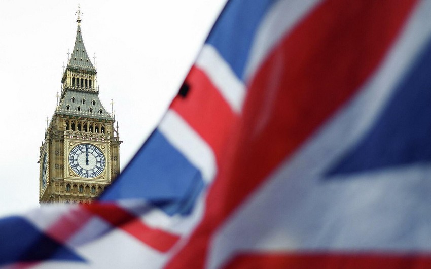 Böyük Britaniya diplomatlarına İsraildən çıxmağı tövsiyə edib