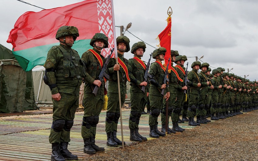 Belarus ordusunun döyüş hazırlığı yoxlanılır