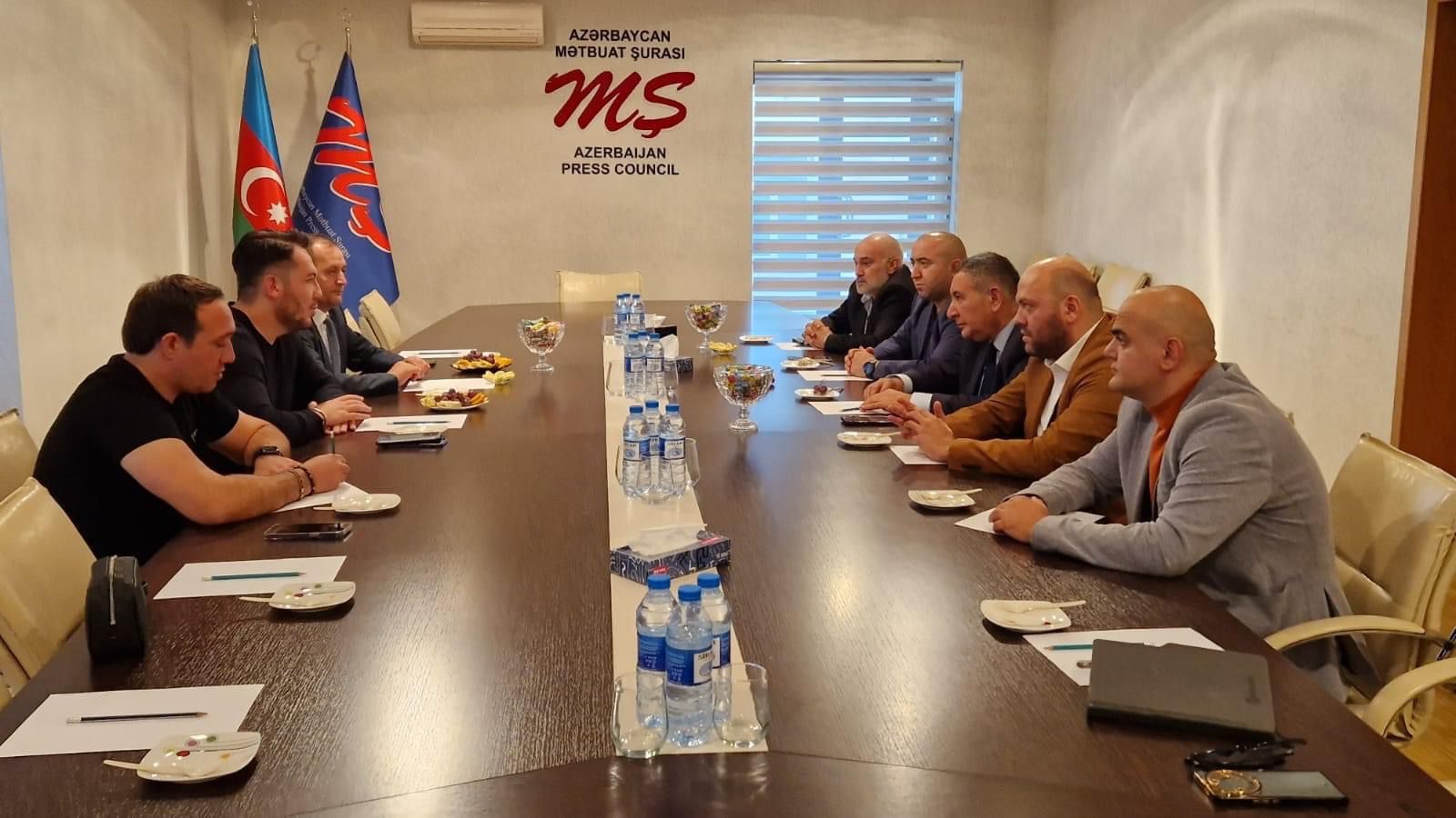 Şimali Kiprdən gələn qonaqlar Mətbuat Şurasında olublar - FOTO