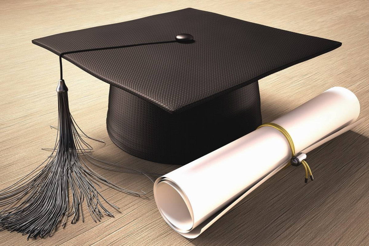 Azərbaycanda bu universitet bağlanır? - AÇIQLAMA