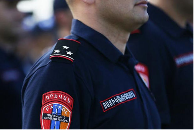 Erməni hüquq müdafiəçisi: “Qarabağdan gələnlər Ermənistan polisi tərəfindən cərimələnirlər”