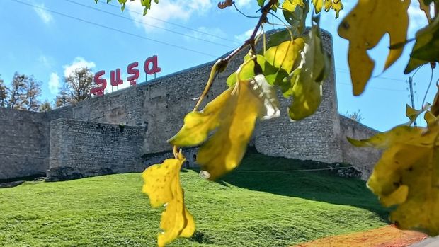 Dağlar gözəli Şuşanın payız mənzərələri - FOTO