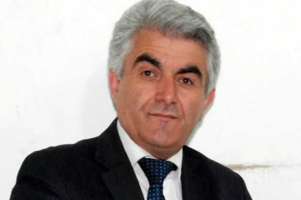 Şair Balayar Sadiq insult keçirib