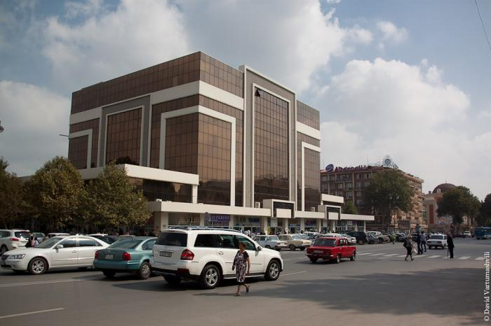 Azərbaycanda məşhur ticarət mərkəzi bağlanır