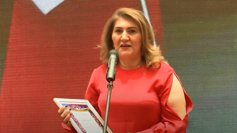 Məşhur baş həkim işdən çıxarıldı - Vəzifəsini azaltdılar