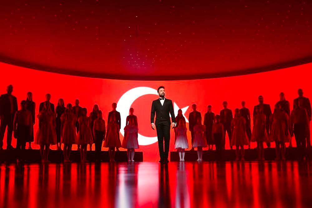 Tarkan Türkiyə Cümhuriyyətinin 100 illiyinə himn bəstələdi