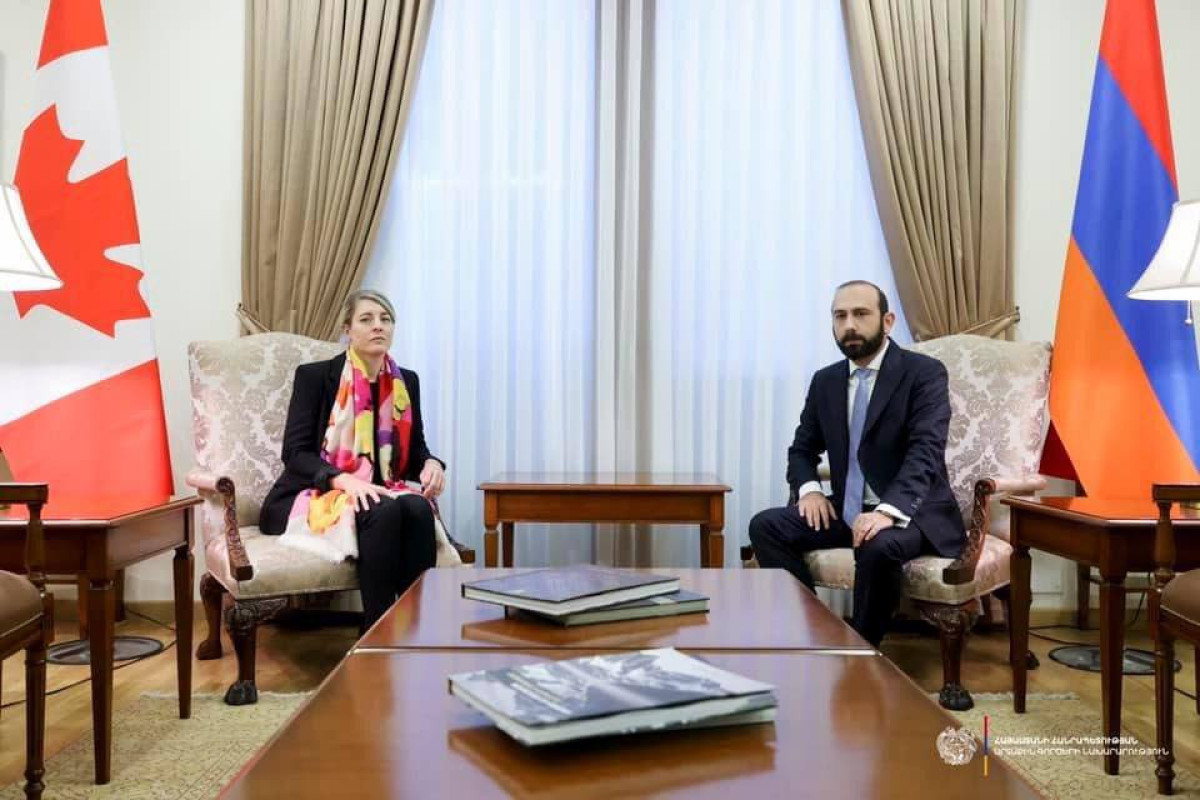 Kanada xarici işlər naziri Ermənistanda səfərdədir