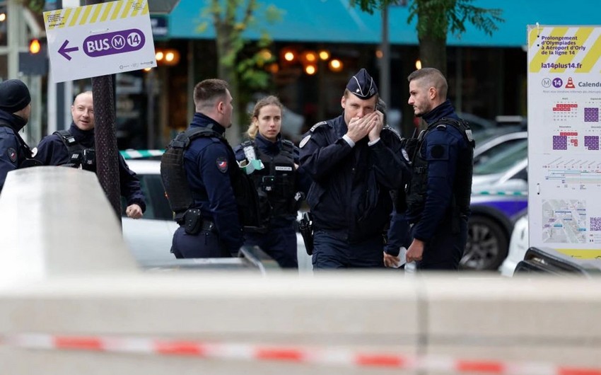 Fransa polisi hicablı qadına atəş açdı