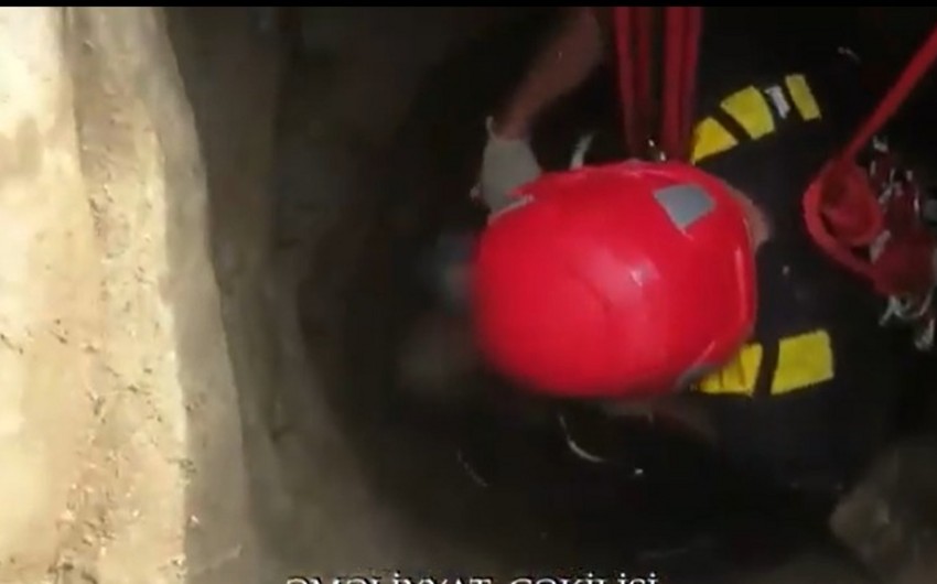 Bakıda 85 yaşlı qadın su quyusuna düşdü - VİDEO