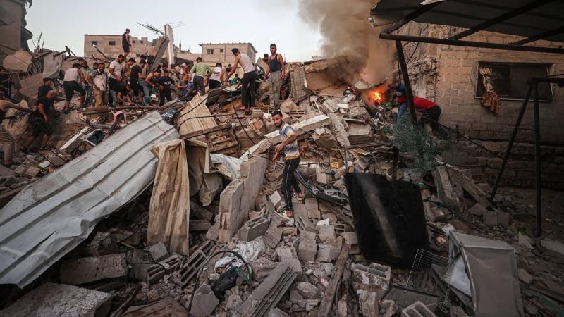 İsrail daha bir məktəbi bombaladı, ölən və yaralananlar var