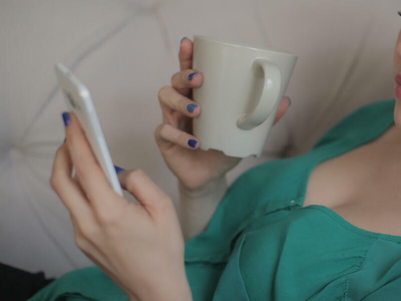 Azərbaycanda 17 yaşlı oğlan qızla tanış oldu, evinə getdi: "Divanda oturduq..."