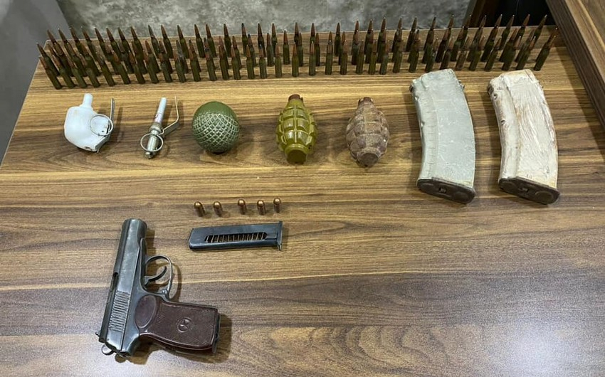 Vətəndaşlar silah-sursatı könüllü olaraq polisə təhvil verdi