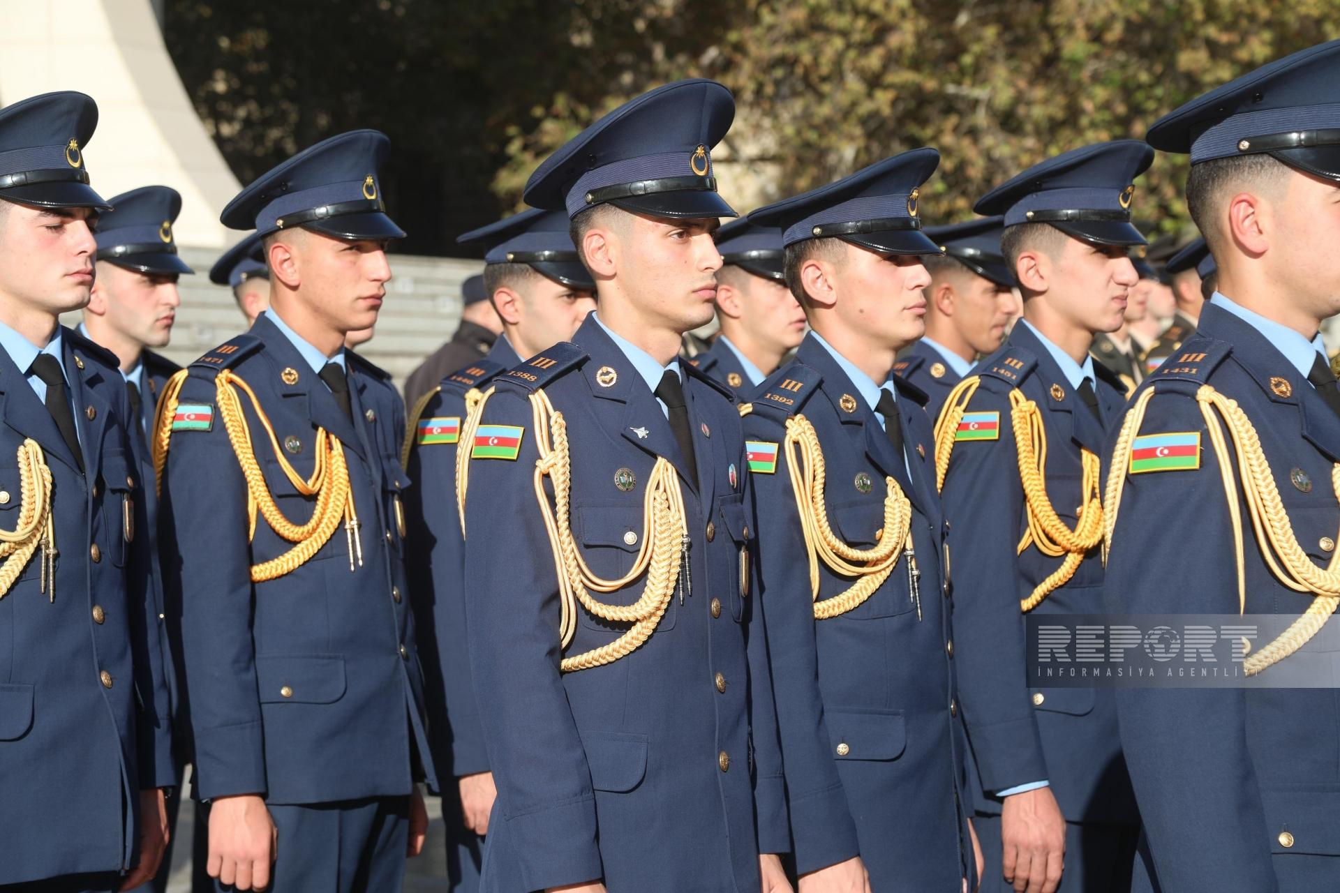 Bakıda Zəfər Günü münasibətilə hərbçilərin yürüşü keçirilir - FOTO