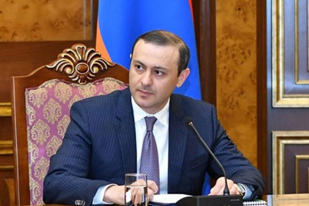 Armen Qriqoryan: “Ermənistan sülhə hazırdır”