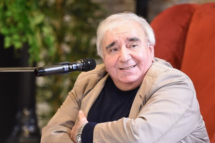 Ramiz Rövşən: “Azərbaycanda heç vaxt oxucu qıtlığı olmayıb, bu gün də yoxdur”