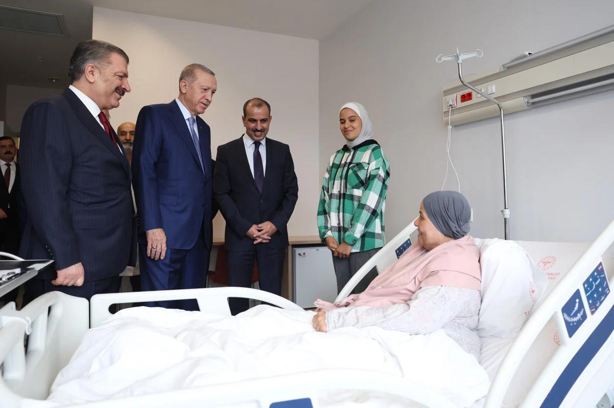 Ərdoğan Qəzzadan gətirilən xərçəng xəstələrini ziyarət etdi - FOTOLAR