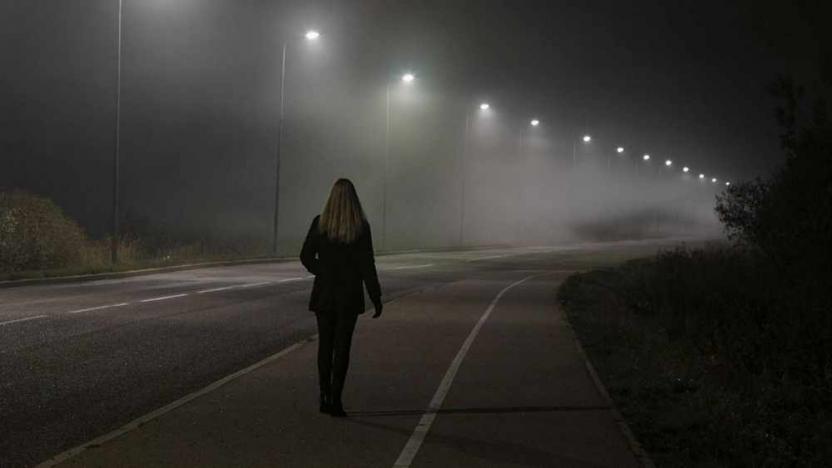 Naftalanda itkin düşən qadın tapıldı - FOTO