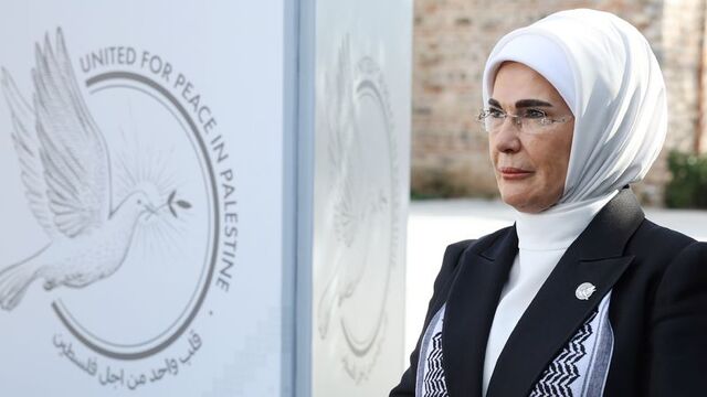 Əminə Ərdoğan Qəzza üçün təcili atəşkəs çağırdı